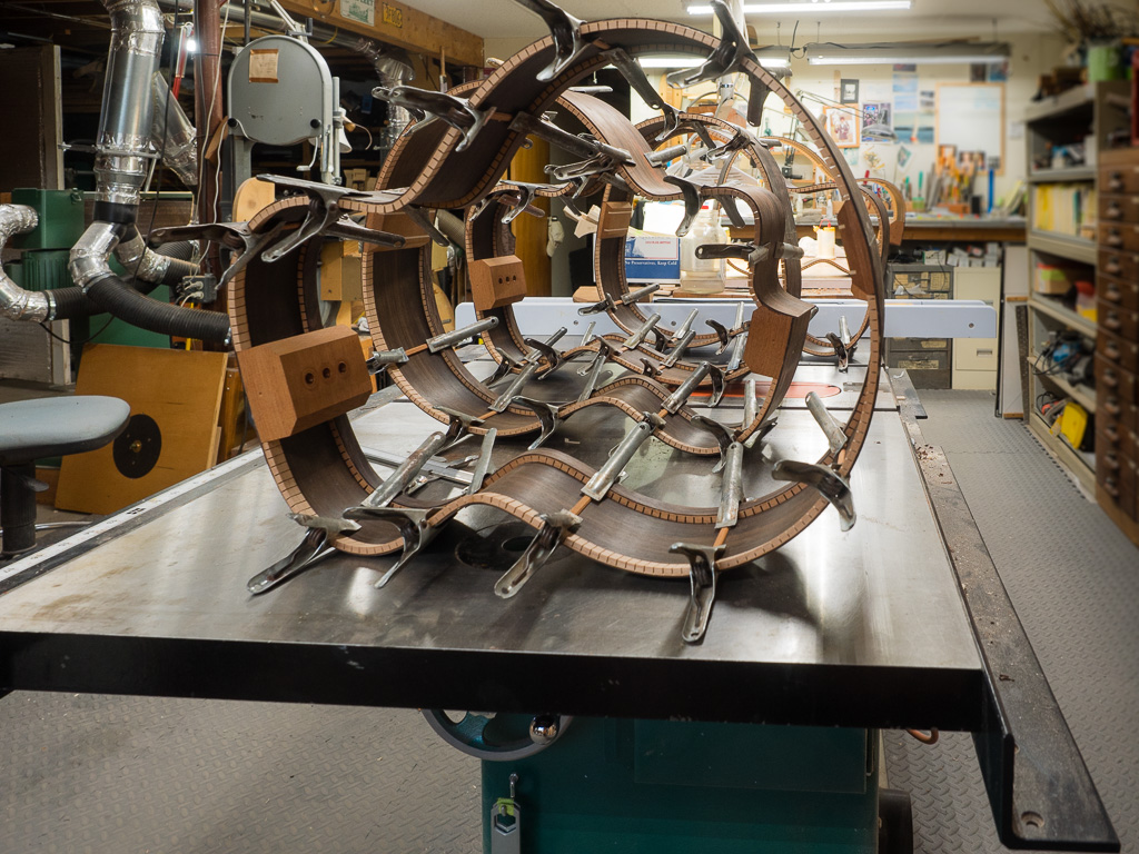 Gluing the side braces.